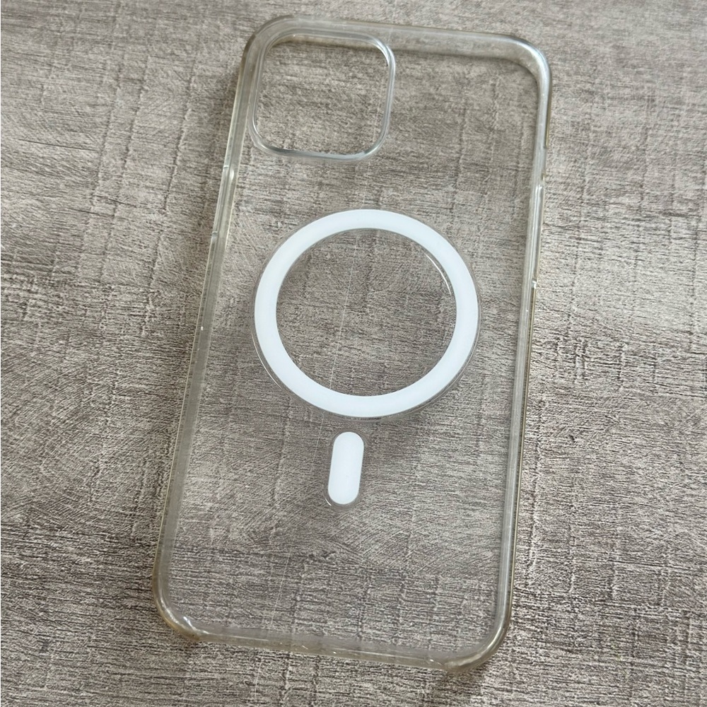 Apple Clear Magnetic iPhone 12 Pro Max  Case